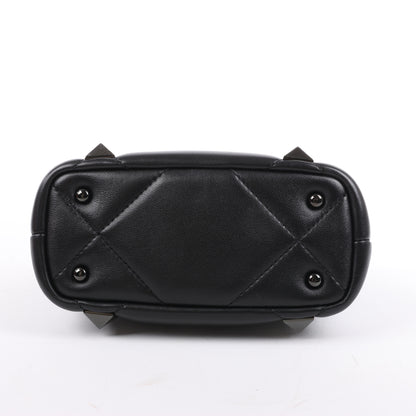 Valentino Garavani – Roman Studs – 3-Wege-Schultertasche aus schwarzem Leder