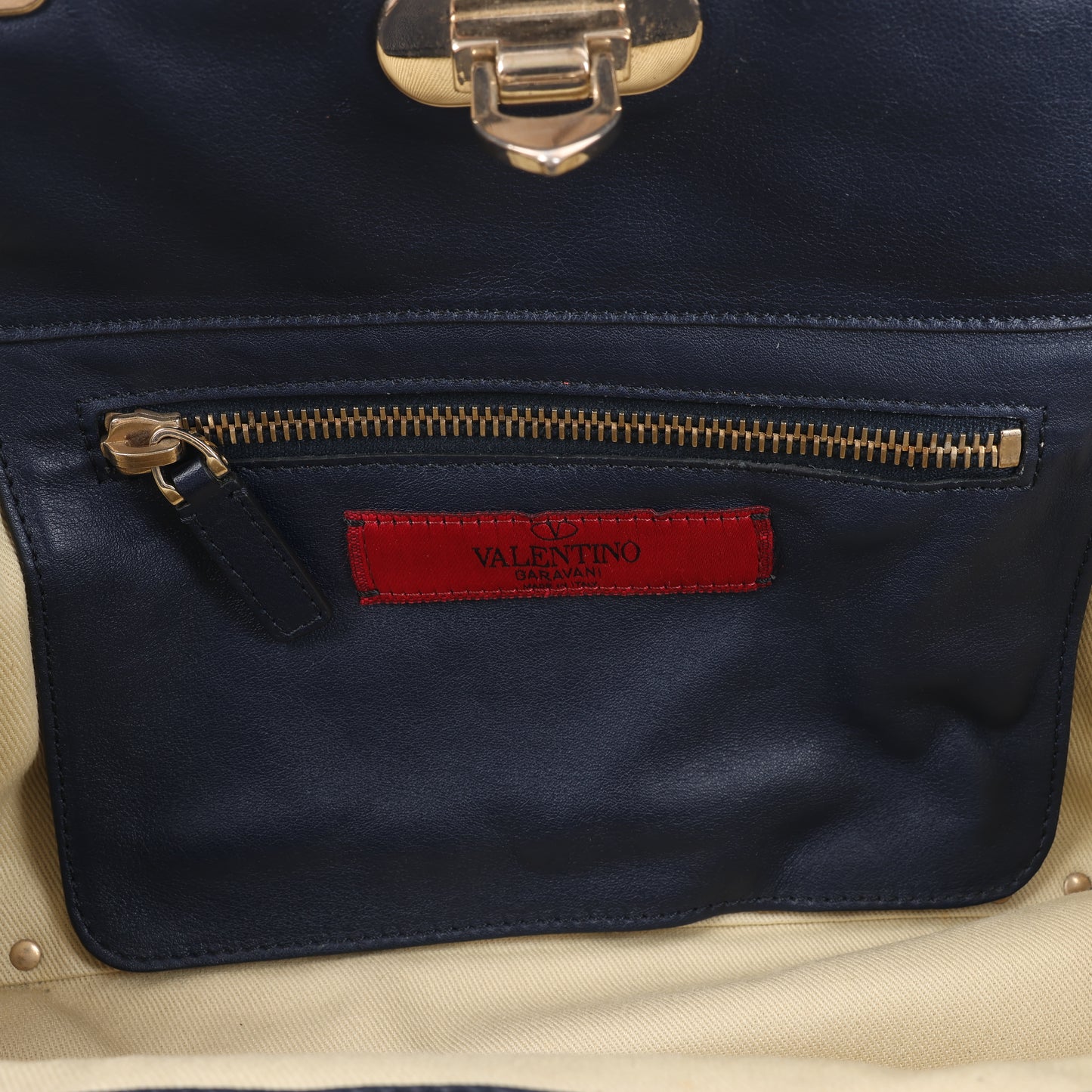 Valentino Garavani Rockstud 2Way-Handtasche aus Leder in Marineblau