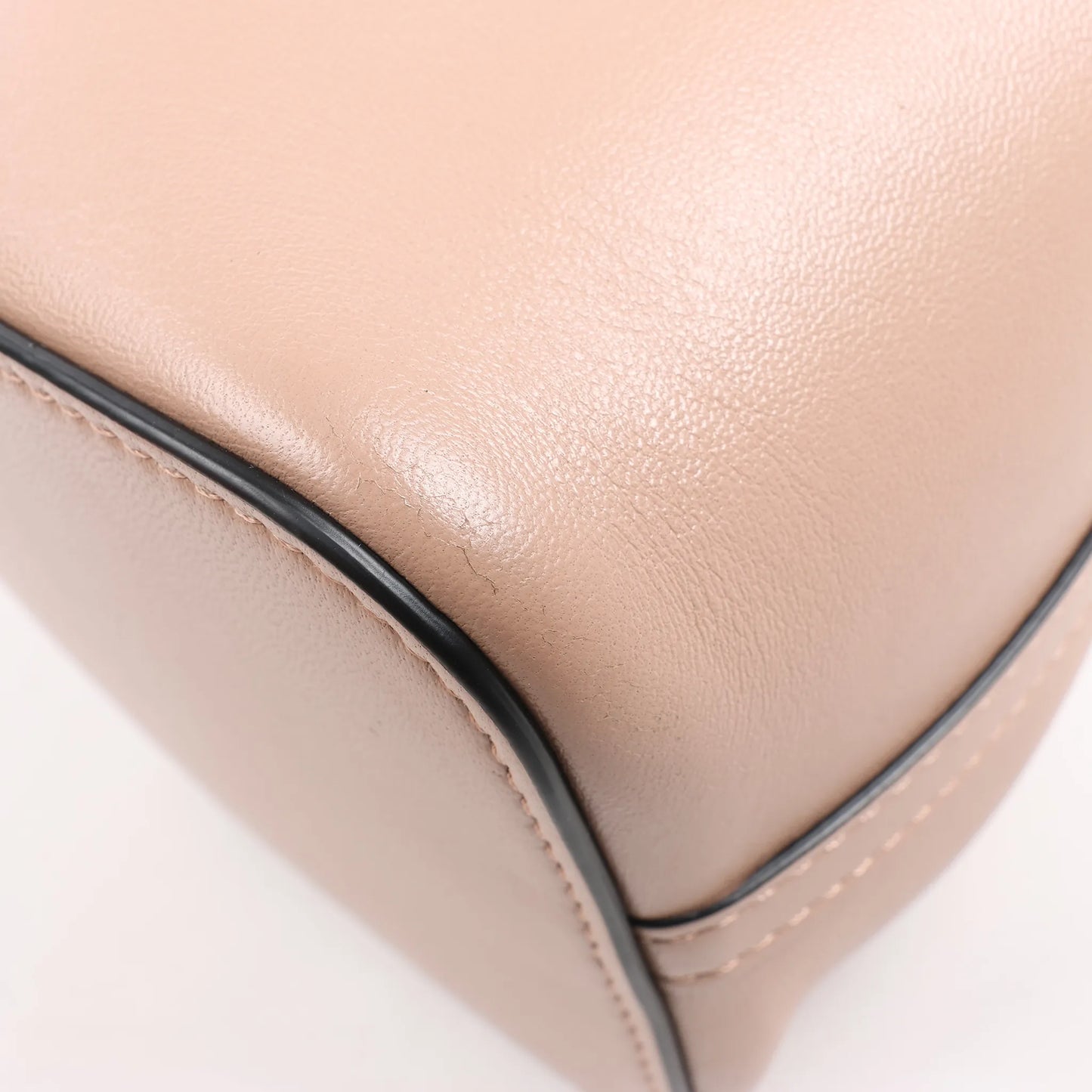Valentino Garavani Buckets Leather 2Way Shoulder Bag in Powder Pink