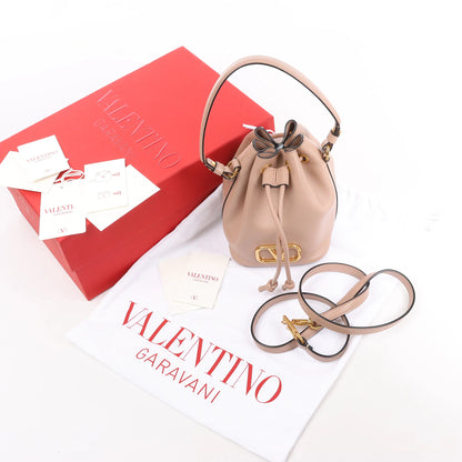 Valentino Garavani Buckets Leather 2Way Shoulder Bag in Powder Pink