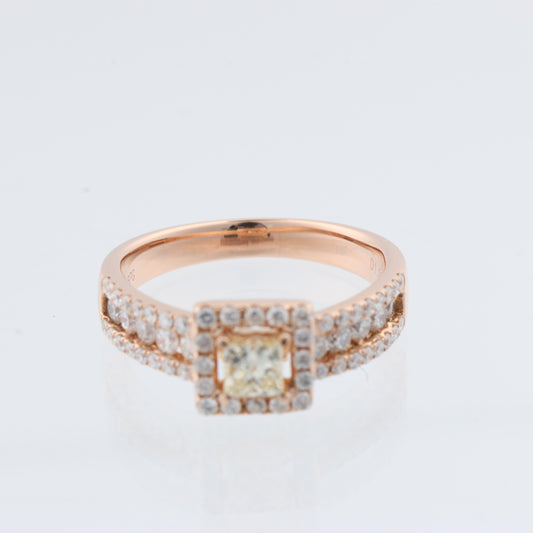 Nicht signierter / unsignierter 18 Karat Roségoldring mit Diamanten, Größe 52 EU